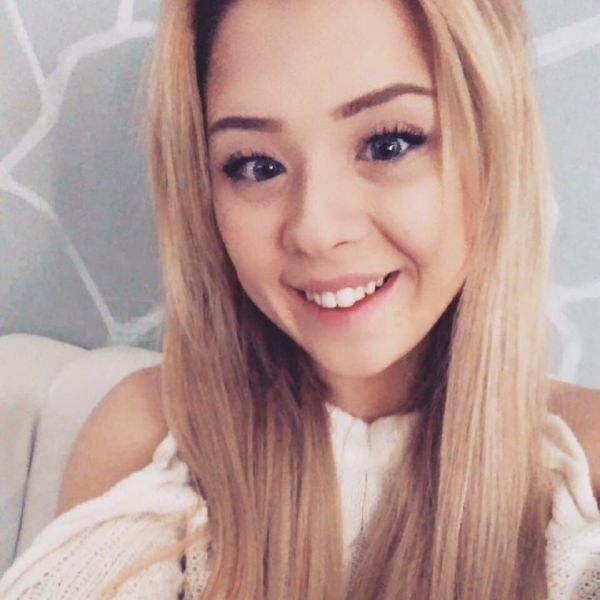 Hi guys .My name is Anna Rey .I am pornstar.You can watch my videos ./model/3579/anna_rey