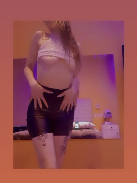 Nika, todo virtual♥️ Natural, delicada😇 o fuerte😈
Tengo 29 años, me gustaría cumplirte fantasías de manera virtual💧🔥
Contame por WhatsApp lo que te da placer y disfrutemos juntos...
Fetiches y fantasías
Videollamadas no hago encuentros